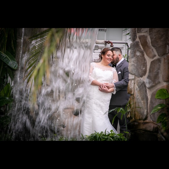 Meet your Posher, Emily - Picture 2 of 6